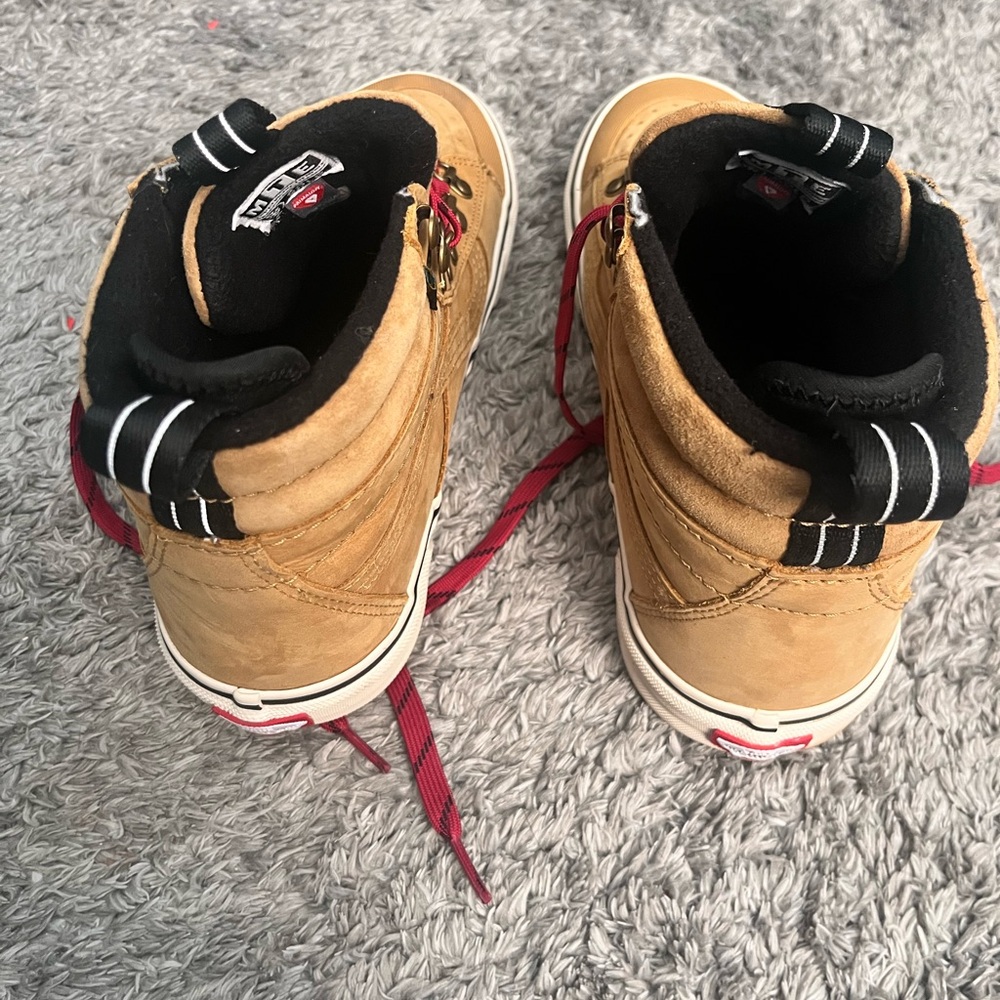 Vans Tan High-Top Sneakers with Red Laces - Picture 2 of 4